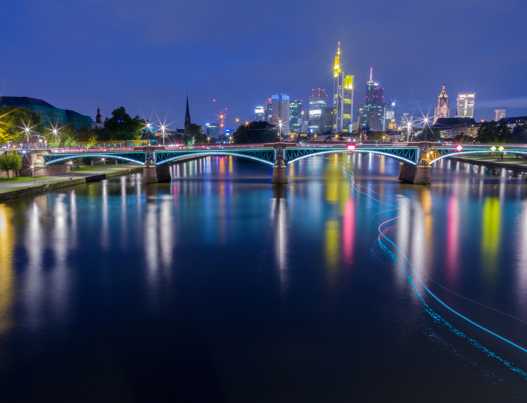 Lais Puzzle - Nacht in Frankfurt am Main vom Main aus - 1.000 Teile p-350381