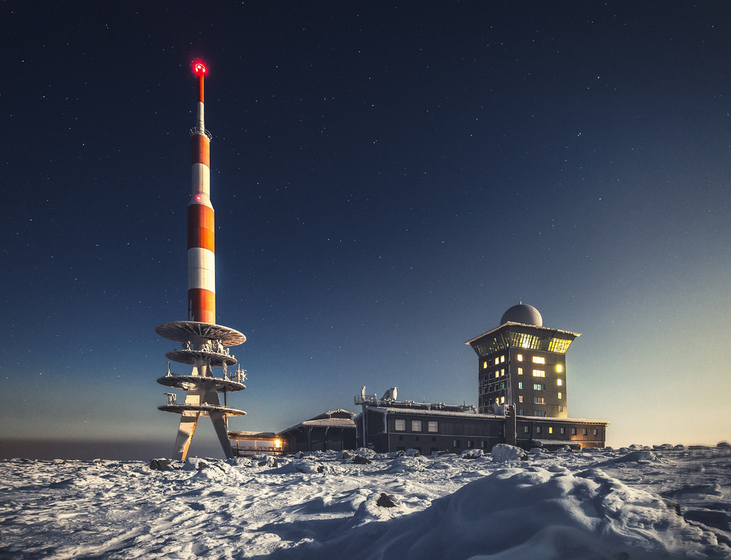 Lais Puzzle - Brocken im Harz (Berg mit Schnee - Nachtaufnahme - Winter) - 1.000 Teile p-350403