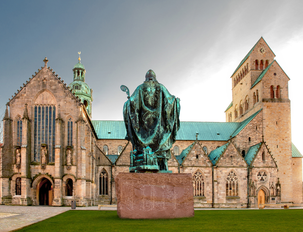 Lais Puzzle - Dom Kirche, St. Mariä Himmelfahrt, in Hildesheim, - 1.000 Teile p-350406