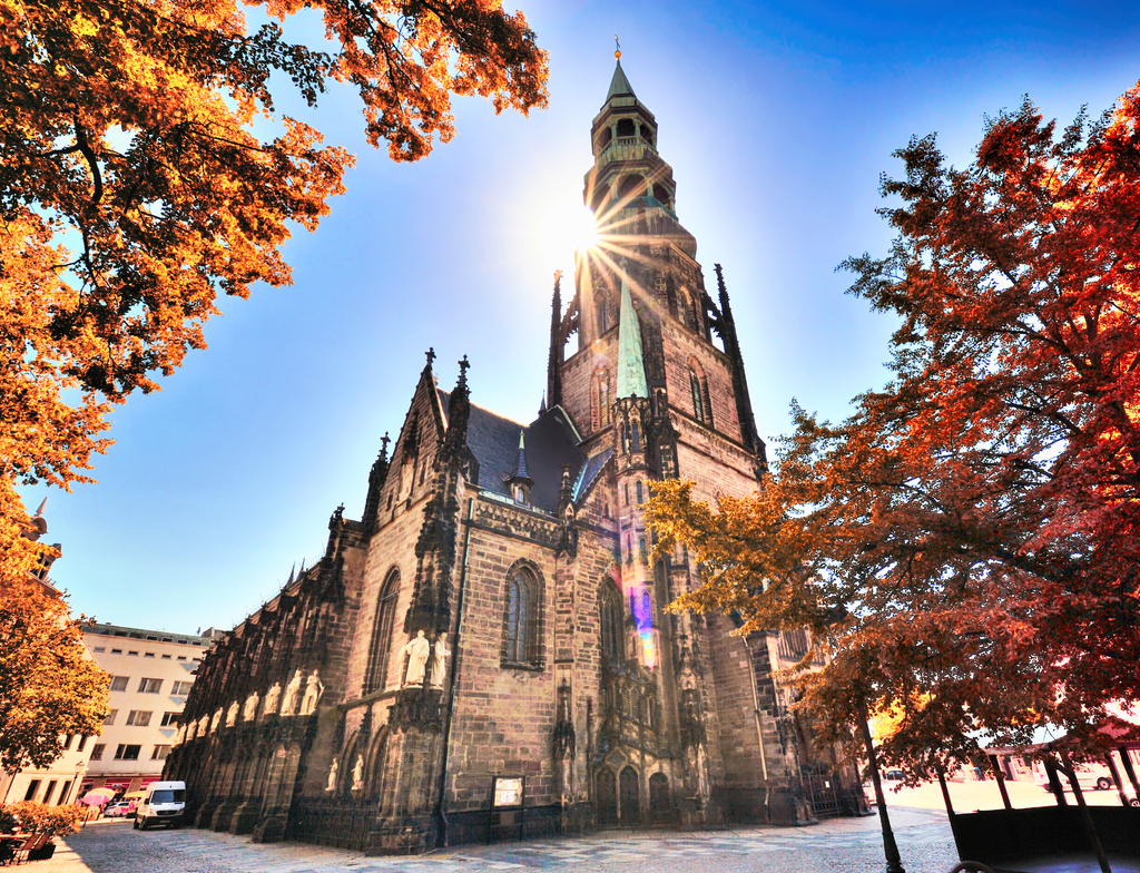 Lais Puzzle - Kirche Zwickau - 1.000 Teile p-350440