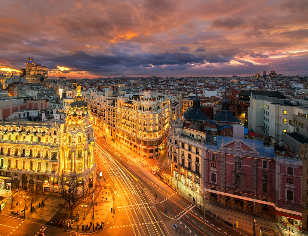 Lais Puzzle - Haupteinkaufsstraße in Madrid - 1.000 Teile p-352223