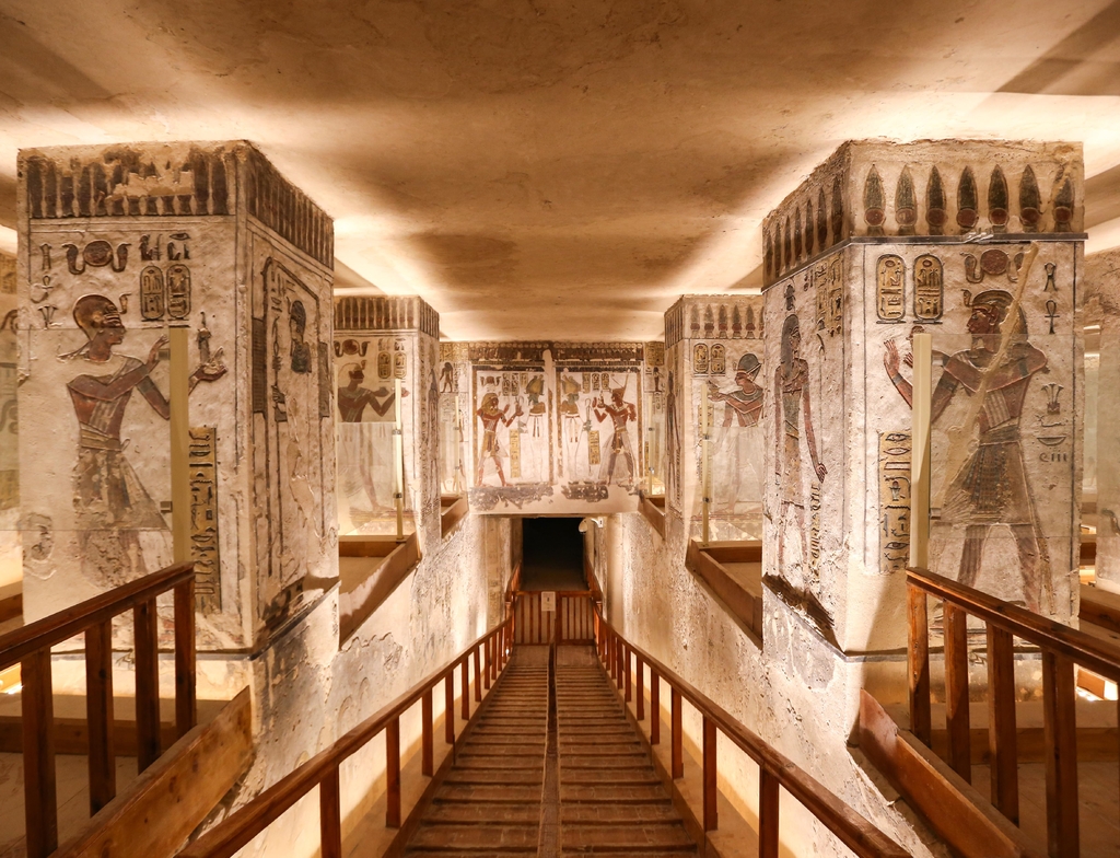 Lais Puzzle - Grabmal im Tal der Könige, Luxor, Ägypten - 1.000 Teile p-352796