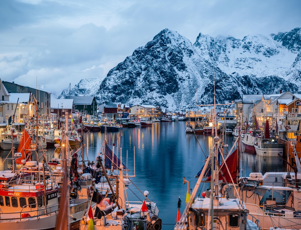 Lais Puzzle - Henningsvaer Hafen in der Inselgruppe der Lofoten, Norwegen - 1.000 Teile p-352903