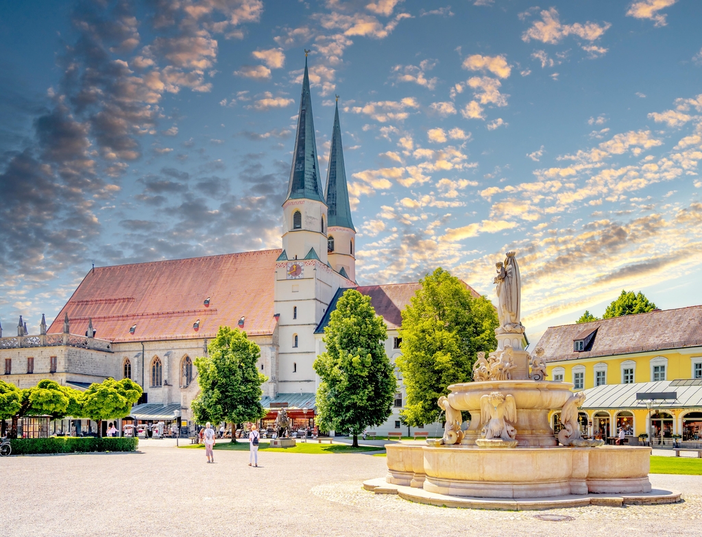Lais Puzzle - Kapellplatz, Altötting, Bayern, Deutschland - 1.000 Teile p-353049