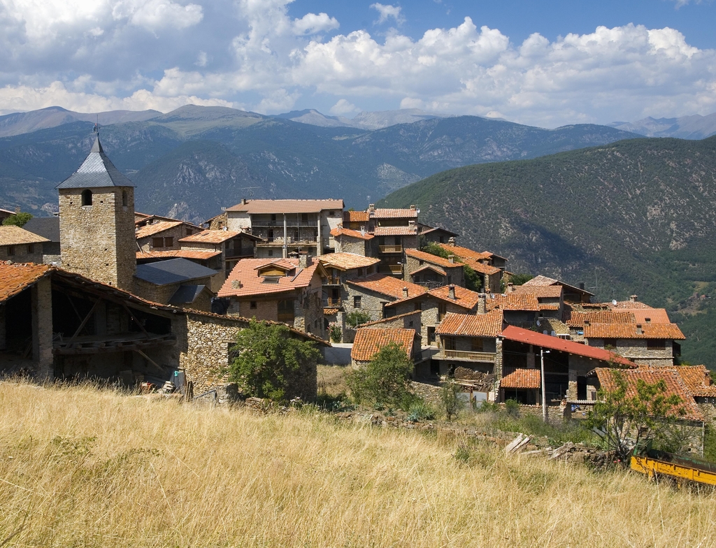Lais Puzzle - Dörfer von Cal Rill, in der Nähe von La Seu d'Urgell, Katalonien - 1.000 Teile p-353416