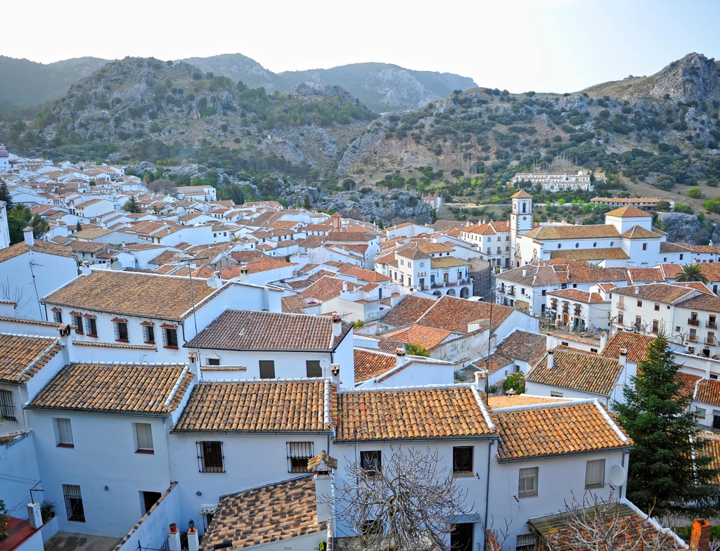 Lais Puzzle - Panoramablick auf Grazalema, Andalusien, Spanien - 1.000 Teile p-353950