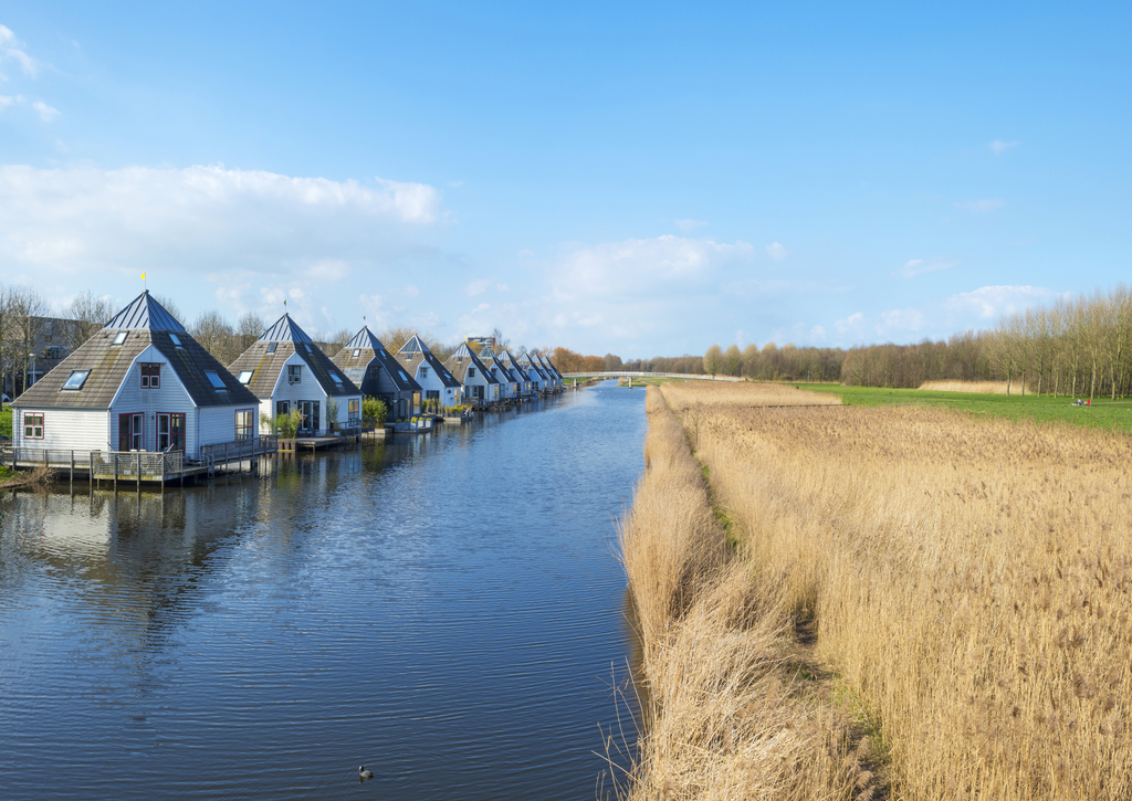 Lais Puzzle - Hausboote - 100, 200, 500 & 1.000 Teile p-697