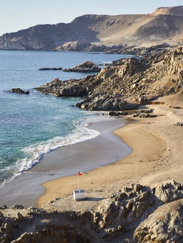 Lais Puzzle Gesamtansicht der Stadt Pisagua, seine Strände und