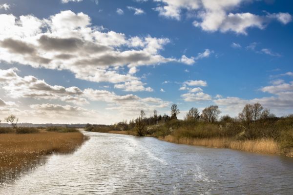 Lais Puzzle - Landschaft mit Fluss bei Randers in Jütland Dänemark 2. ...