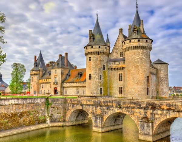 Lais Puzzle Chateau de SullysurLoire, eines der Schlösser im