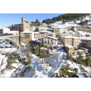 Lais Puzzle - Ortigosa de Cameros an einem verschneiten Tag, La Rioja, Spanien - 1.000 Teile