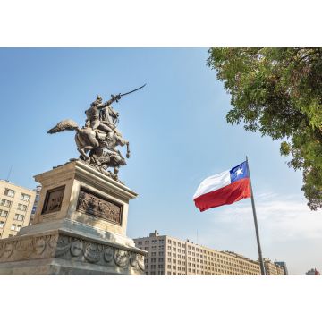 Lais Puzzle - Generalstatue von Bernardo O'Higgins am Bulnes Square und chilenische Flagge von Bicentenario - Santiago, Chile - 100, 200, 500 & 1.000 Teile