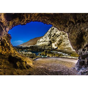 Lais Puzzle - Das berühmte Reiseziel von Cuevas de Anzota (Anzota-Höhlen). Erstaunliche Klippenwanderung über das Wasser des Pazifischen Ozeans mit beeindruckenden Höhlen mit riesigen Fenstern über dem Meer. Eine wundervolle und fantasievolle...