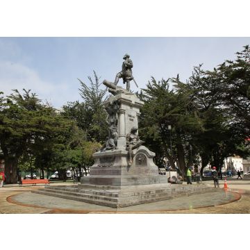 Lais Puzzle - Denkmal für Hernando Magallanes, Plaza Muñoz Gamero, Punta Arenen, Chile - 100, 200, 500 & 1.000 Teile