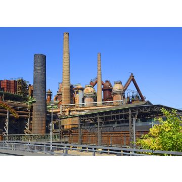 Lais Puzzle - Alte Eisenhütte in Völklingen. Die Völklinger Hütte wurde von der UNESCO zum Weltkulturerbe erklärt, Deutschland - 100, 200, 500 & 1.000 Teile