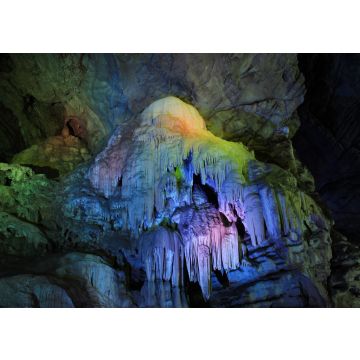 Lais Puzzle - Die Stalaktiten- und Stalagmitenhöhlen befinden sich an der Ostküste Indiens, in den Ananthagiri-Hügeln des Araku-Tals, Visakhapatnam in Andhra Pradesh, Indien. Gesteinsformationen in den Borra-Höhlen - 100, 200, 500 & 1.000 Teile