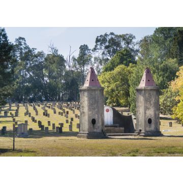 Lais Puzzle - Chinesische Brenntürme auf dem Friedhof von Beechworth, Victoria, Australien - 100, 200, 500 & 1.000 Teile