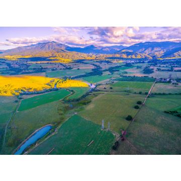 Lais Puzzle - Luftaufnahme der schönen australischen Landschaft bei Sonnenuntergang. Kiewa Valley, Victoria, Australien - 100, 200, 500 & 1.000 Teile