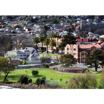 Lais Puzzle - Spaziergänger, Kings Park, Launceston, Tasmanien, Australien - 100, 200, 500 & 1.000 Teile