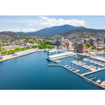 Lais Puzzle - Eine Luftaufnahme des Constitution Dock in Hobart, Tasmanien, Australien an einem sonnigen Tag - 100, 200, 500 & 1.000 Teile