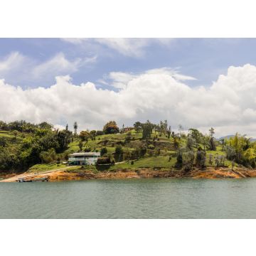 Lais Puzzle - Guatape Kolumbien: Eine der alten Villen von Pablo Escobar - 100, 200, 500 & 1.000 Teile