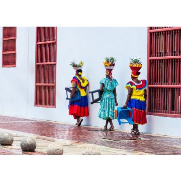 Lais Puzzle - Traditionelle Obst-Straßenverkäufer in Cartagena de Indias, genannt Palenqueras, vor dem Gebäude des Rathauses von Cartagena - 100, 200, 500 & 1.000 Teile