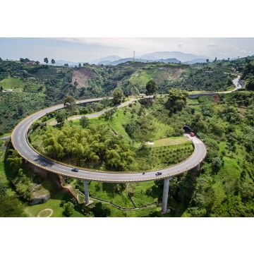 Lais Puzzle - Vista aérea de Puente Helicoidal Pereira Manizales en Risaralda Kolumbien - 100, 200, 500 & 1.000 Teile