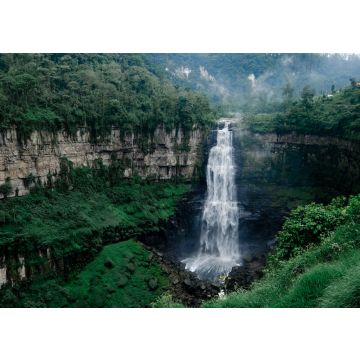 Lais Puzzle - Salto del Tequendama - ein Wasserfall am Fluss Bogotá in Kolumbien. Schöner kaskadenförmiger, sehr langer Wasserfall in der Schlucht - 100, 200, 500 & 1.000 Teile