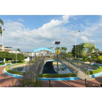 Lais Puzzle - Blick auf den Zentralpark von Nueva Loja am Morgen bei bewölktem Himmel, Ecuador - 100, 200, 500 & 1.000 Teile