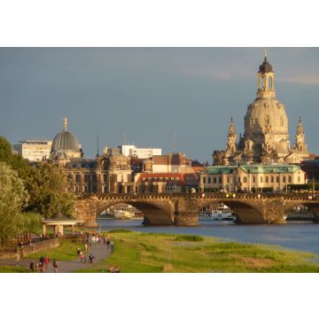 Lais Puzzle - Ansicht von Dresden, Elbwiesen-Frauenkirche, Deutschland. - 100, 200, 500 & 1.000 Teile