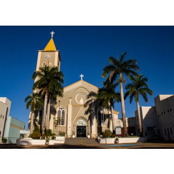 Lais Puzzle - Katholische Kirche in einer Stadt im Landesinneren von Brasilien - 100, 200, 500 & 1.000 Teile