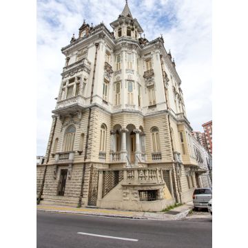 Lais Puzzle - Fassade des Palastes Bolonha, in Belém do Pará. Wahrzeichen der Paraense belle époque, Brasilien - 100, 200, 500 & 1.000 Teile
