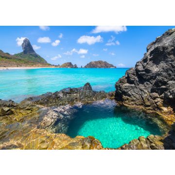 Lais Puzzle - Schöner Blick auf Conceicao und die mittleren Strände mit dem Gipfelberg (Morro do Pico) im Hintergrund, Insel Fernando de Noronha - Brasilien - 100, 200, 500 & 1.000 Teile