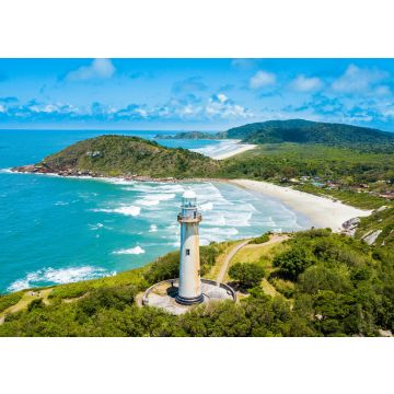Lais Puzzle - Ilha do Mel - Paraná. Luftaufnahme des Conchas-Leuchtturms und der Strände von Ilha do Mel, Brasilien - 100, 200, 500 & 1.000 Teile