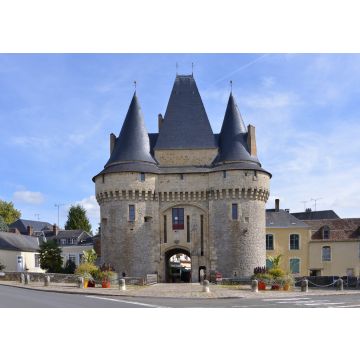 Lais Puzzle - Das befestigte Tor Saint-Julien in La-Ferté-Bernard, einer Gemeinde im Departement Sarthe in der Region Pays de la Loire im Nordwesten Frankreichs - 100, 200, 500 & 1.000 Teile