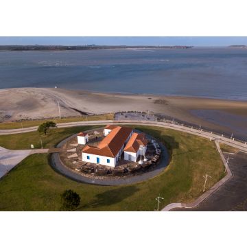 Lais Puzzle - Luftaufnahme der Festung Santo Antônio da Barra und dem Hintergrund des Meeres in São Luis, Maranhão, Brasilien - 100, 200, 500 & 1.000 Teile