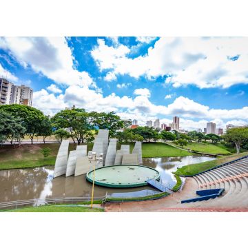 Lais Puzzle - Freilichtbühne in der Stadt Bauru AKA Vitoria Regia, Brasilien - 100, 200, 500 & 1.000 Teile
