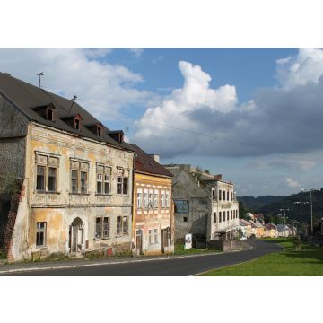 Lais Puzzle - Durchgangsstraße in Joachimsthal im böhmischen Erzgebirge - 100, 200, 500 & 1.000 Teile