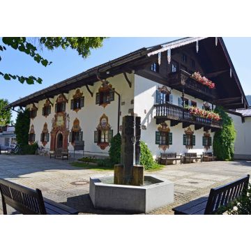 Lais Puzzle - Rathaus, Ruhpolding - 100, 200, 500 & 1.000 Teile