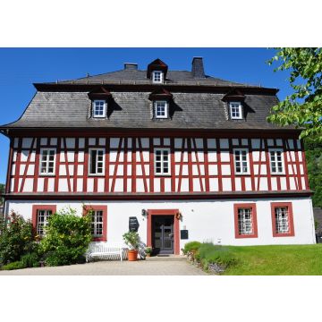 Lais Puzzle - Historisches Pfarramt in Ludwigsstadt - 100, 200, 500 & 1.000 Teile