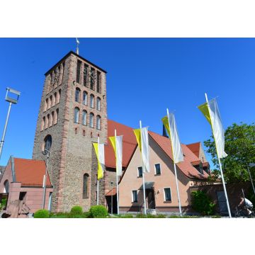 Lais Puzzle - kath. Kirche Sankt Laurentius in Kleinostheim im Landkreis Aschaffenburg - 100, 200, 500 & 1.000 Teile