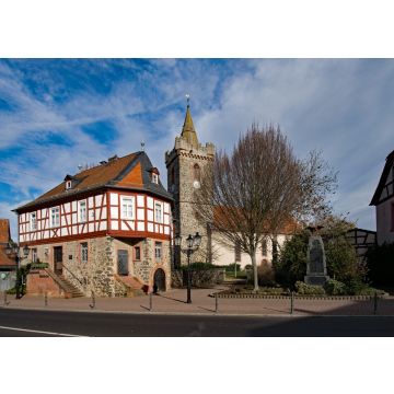 Lais Puzzle - Altes Rathaus mit Jakobuskirche in Bruchköbel im Main-Kinzig-Kreis in Hessen, Deutschland - 100, 200, 500 & 1.000 Teile