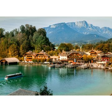 Lais Puzzle - Schönau am Königssee, Germany - September 9, 2018: Electric tourist boats on beautiful lake Konigssee pier Berchtesgaden National Park Bavaria Germany - 1.000 Teile