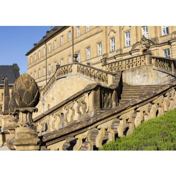 Lais Puzzle - Innenhof vom Kloster Banz und blauer Himmel im Hintergrund, Lichtenfels. - 100, 200, 500 & 1.000 Teile