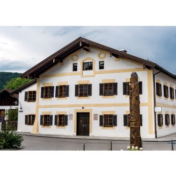 Lais Puzzle - Papst Geburtshaus in Marktl am Inn, Bayern, Deutschland - 100, 200, 500 & 1.000 Teile