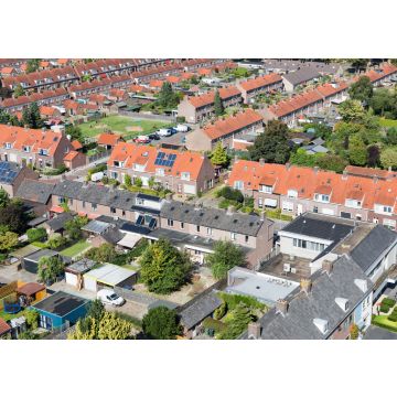 Lais Puzzle - Luftaufnahme Einfamilienhäuser mit Hinterhöfen in Emmeloord, Die Niederlande - 100, 200, 500 & 1.000 Teile