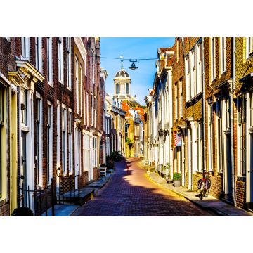 Lais Puzzle - Sonnenuntergang über engen Straßen in der historischen Stadt Middelburg in der Provinz Zeeland, Niederlande - 100, 200, 500 & 1.000 Teile