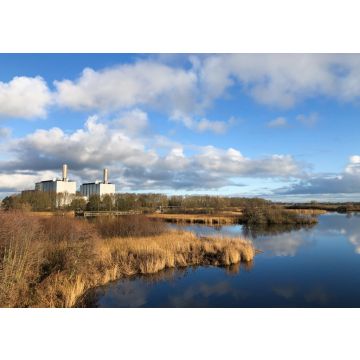 Lais Puzzle - Kraftwerk inmitten der Natur in Burgum, Friesland, Niederlande. Industrie versus Natur - 100, 200, 500 & 1.000 Teile