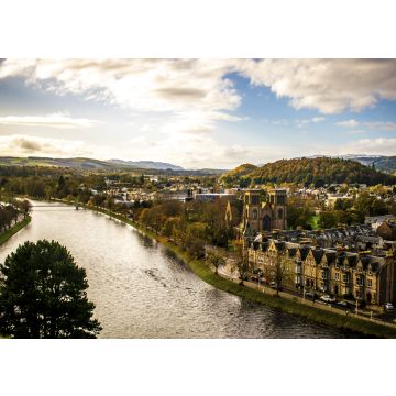 Lais Puzzle - Inverness Schottland Landschaft mit Gebäuden Architektur Inverness Reisen Schottland Konzept im Herzen der Highlands - 100, 200, 500 & 1.000 Teile