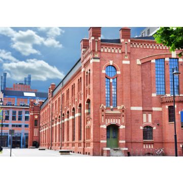 Lais Puzzle - alte Gebäude der CHP in Lodz nach der Revitalisierung - 100, 200, 500 & 1.000 Teile